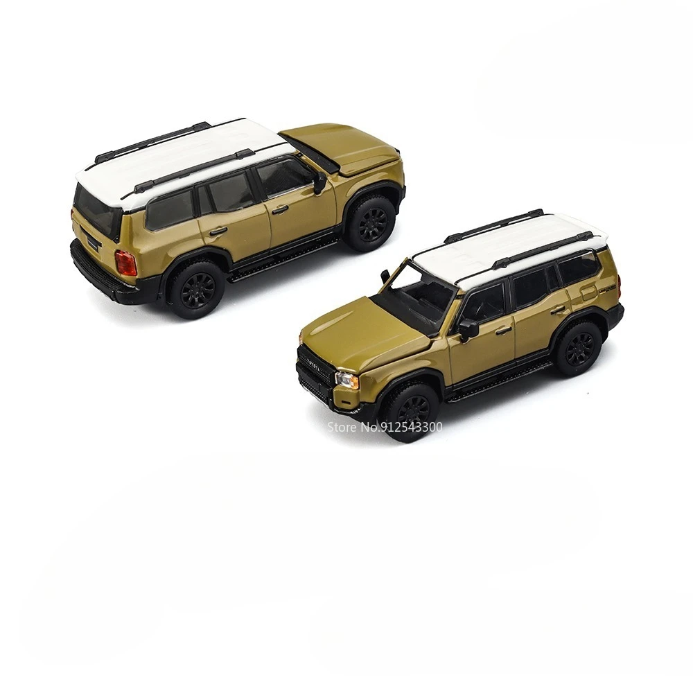 RMZ City 1:64 Diecast Mini Car Model Set (911 GT3 R & Land Cruiser) Green/Yellow - Image 5
