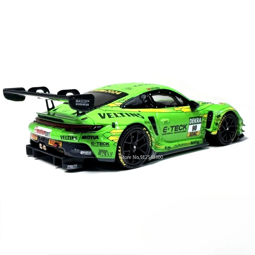 RMZ City 1:64 Diecast Mini Car Model Set (911 GT3 R & Land Cruiser) Green/Yellow - Image 3